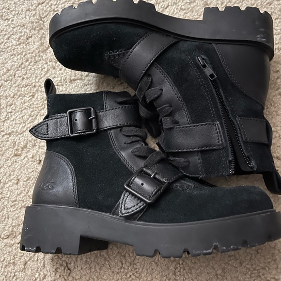 Boots - Picture 1 of 4